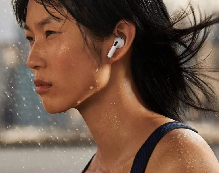 Apple AirPods (3rd Generation): A New Standard in Wireless Earbuds