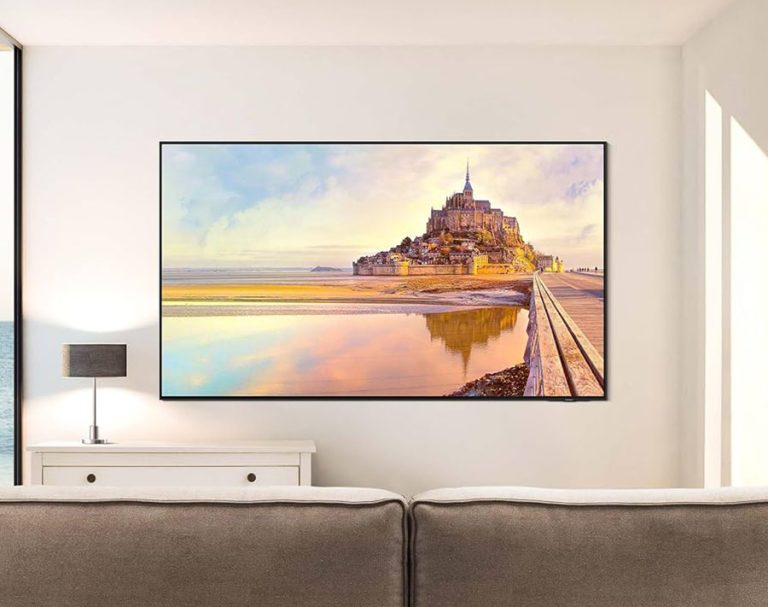 In-Depth Review of the Samsung 55-Inch Crystal UHD 4K DU7200 Series Smart TV