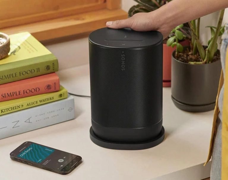 Breaking the Boundaries of Space, Embracing the Freedom of Sound: The Ideal Form of a Portable Speaker