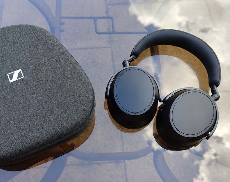 Precision Meets Passion: Testing the Sennheiser Momentum 4 Wireless and the Smarter Way to Shop